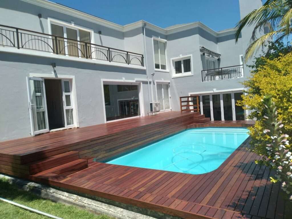 Stellenbosh hardwood Deck Frikkie Erasmus 2021