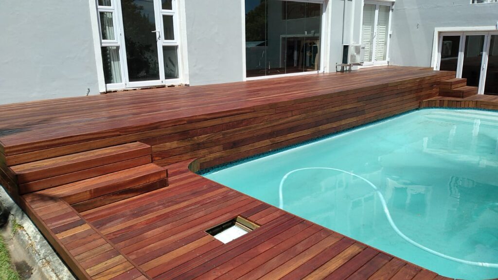 Stellenbosh hardwood Deck Frikkie Erasmus 2021