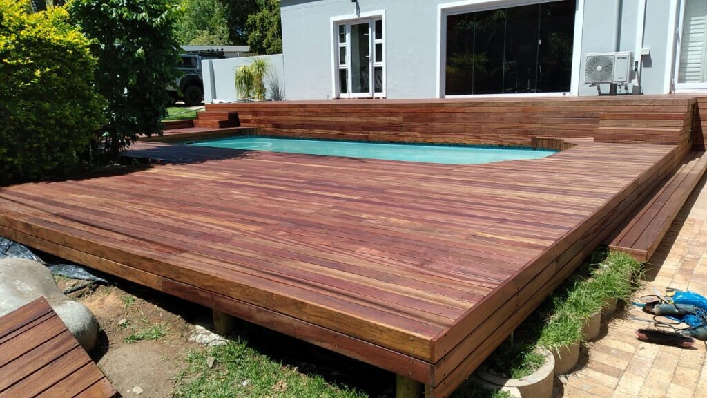 Stellenbosh hardwood Deck Frikkie Erasmus 2021